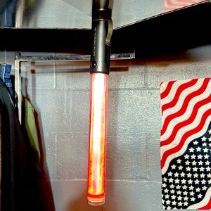 Magnetic flash light